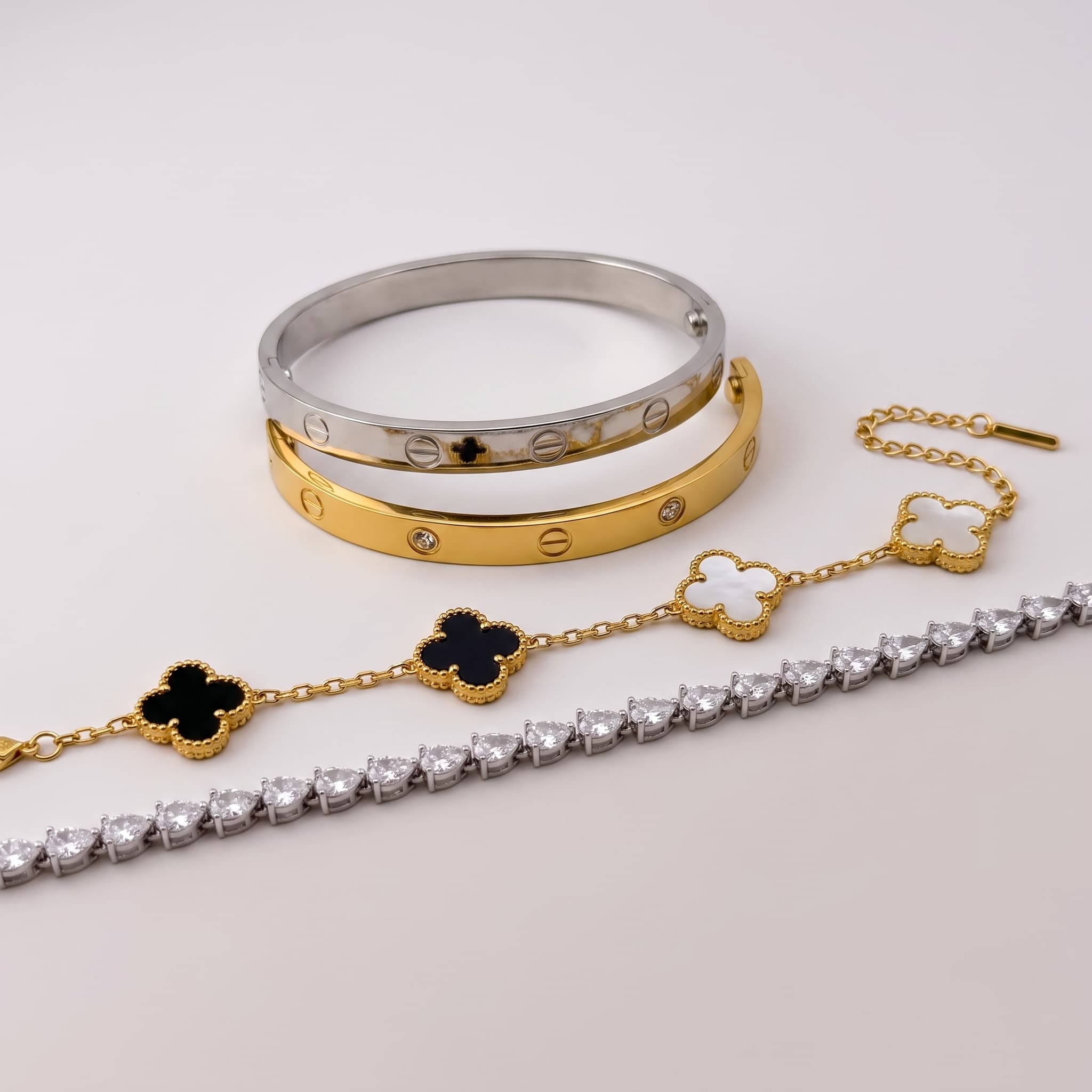 clover and crystal bracelet set