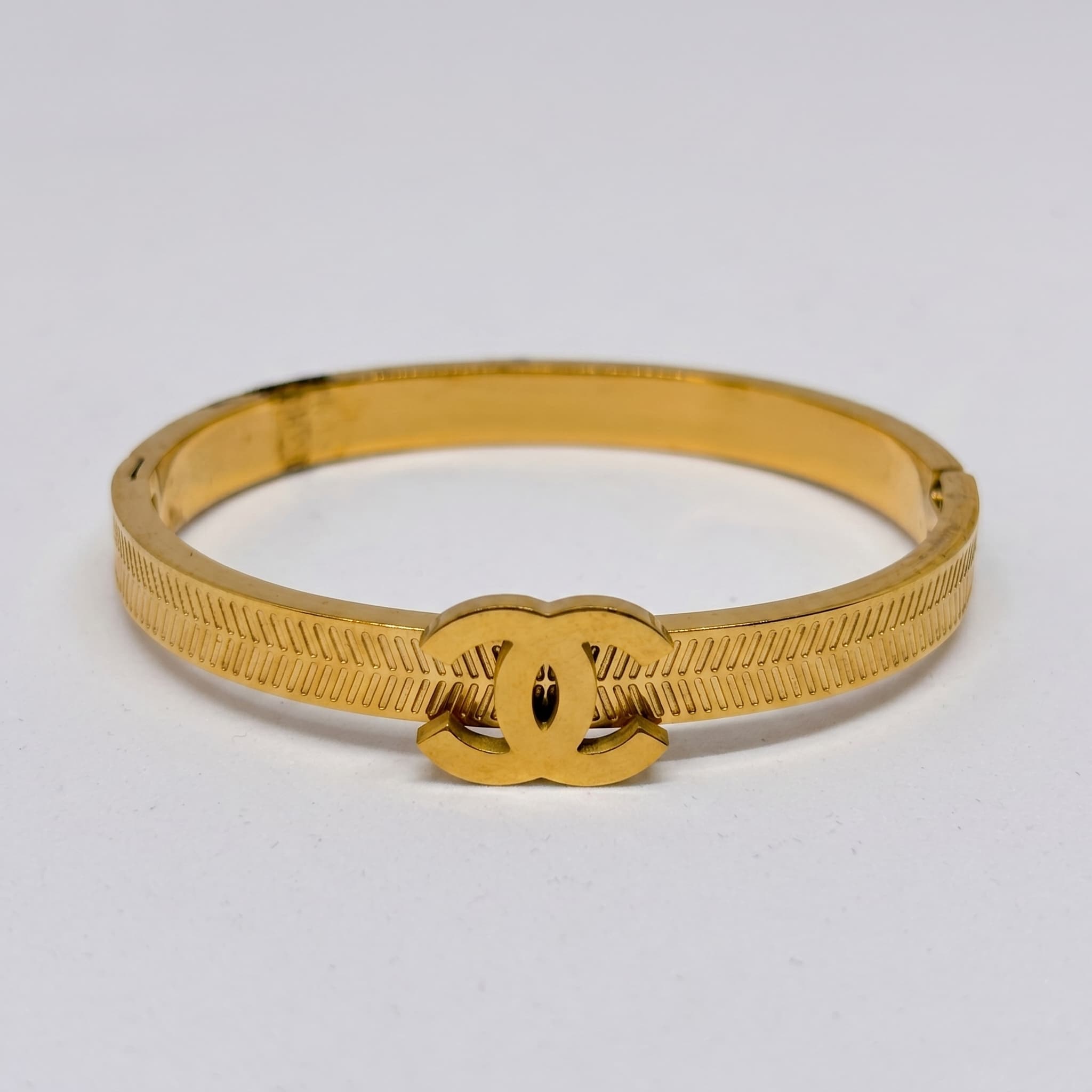 classic gold logo bangle (Small size)