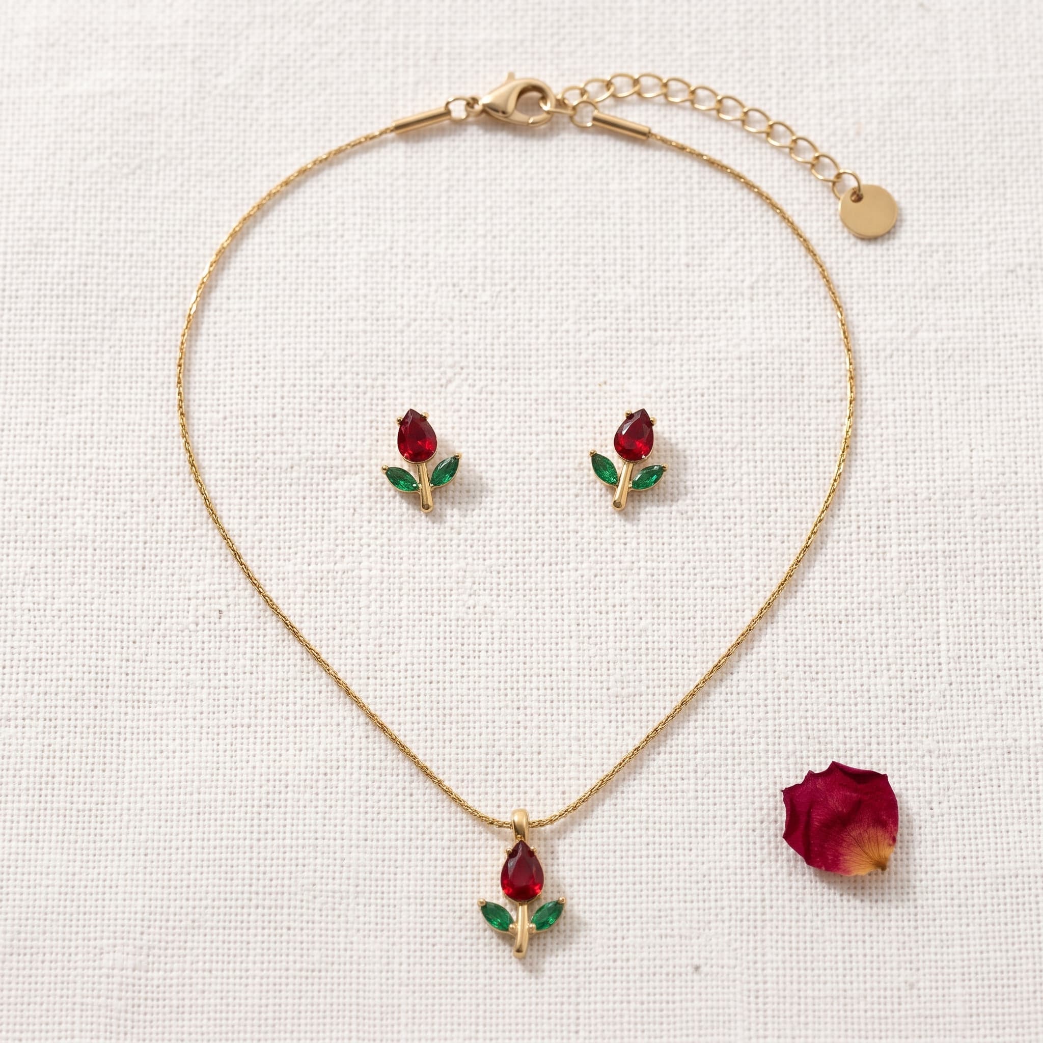 red rose pendant set