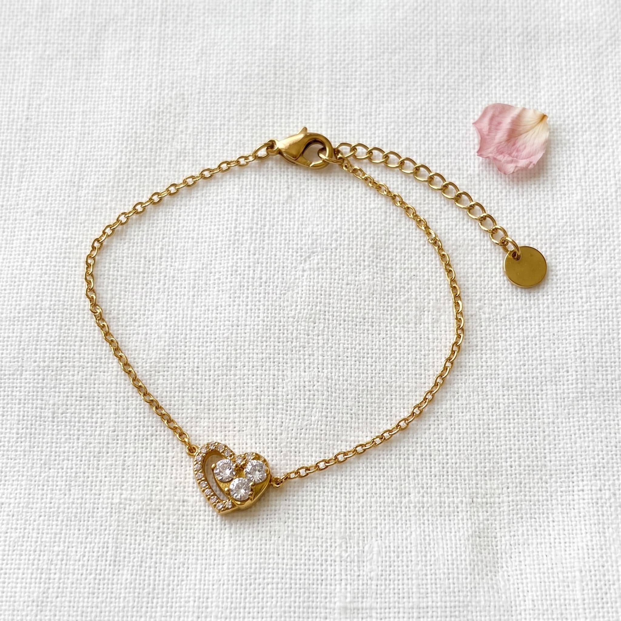 dainty heart charm bracelet