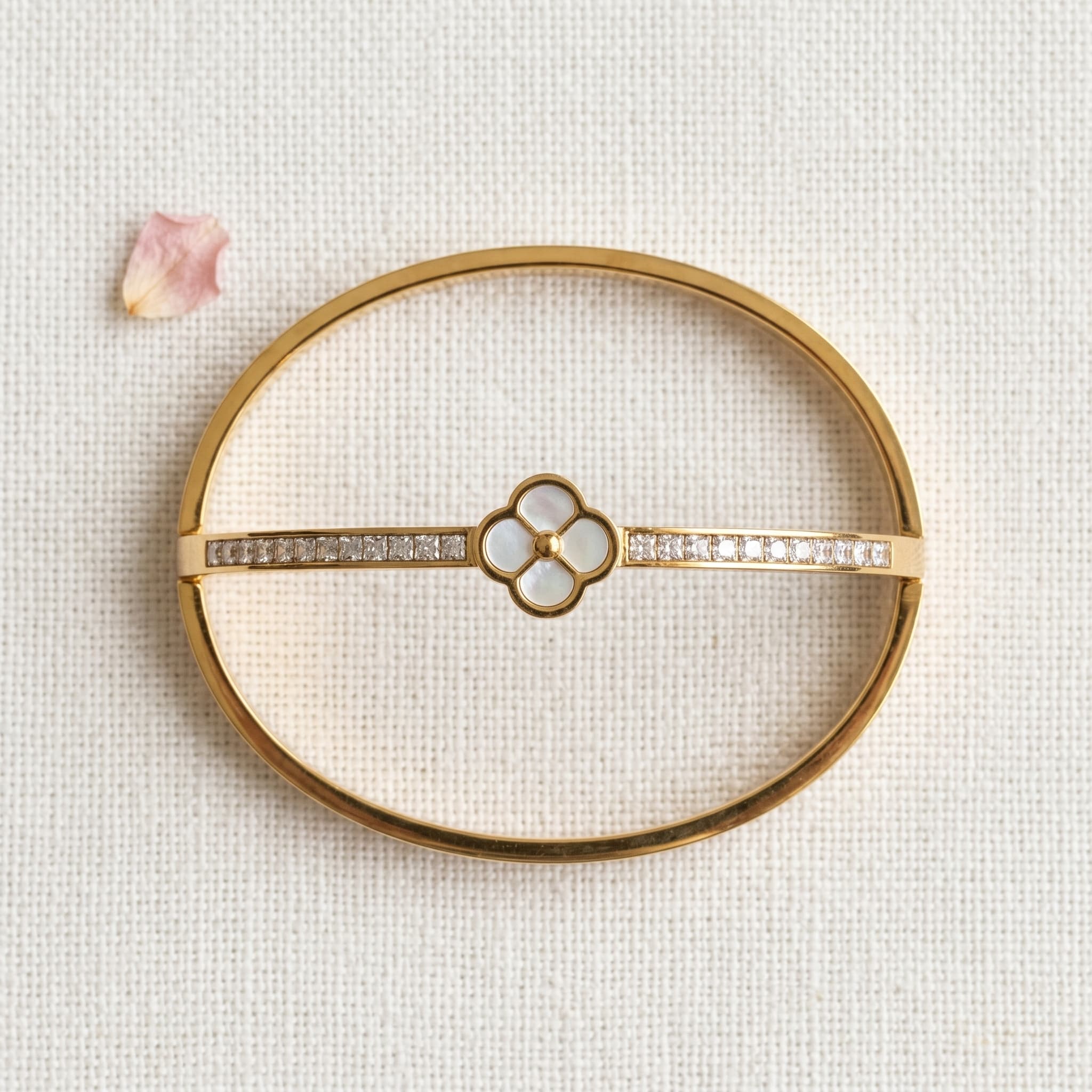 clover stone inlay cuff