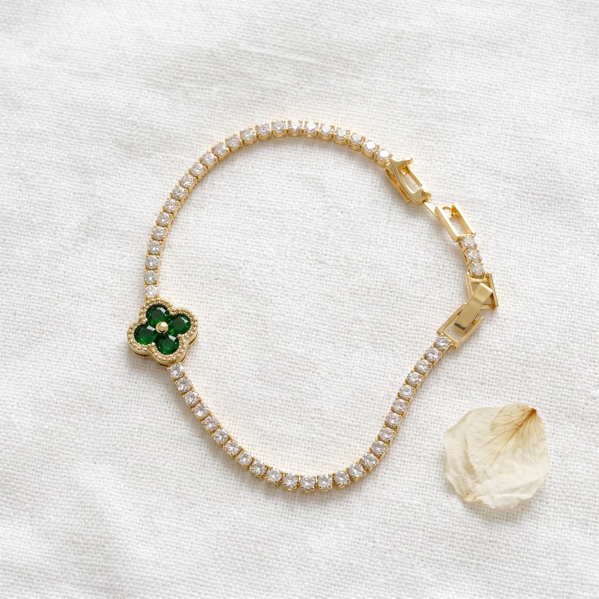emerald clover tennis bracelet