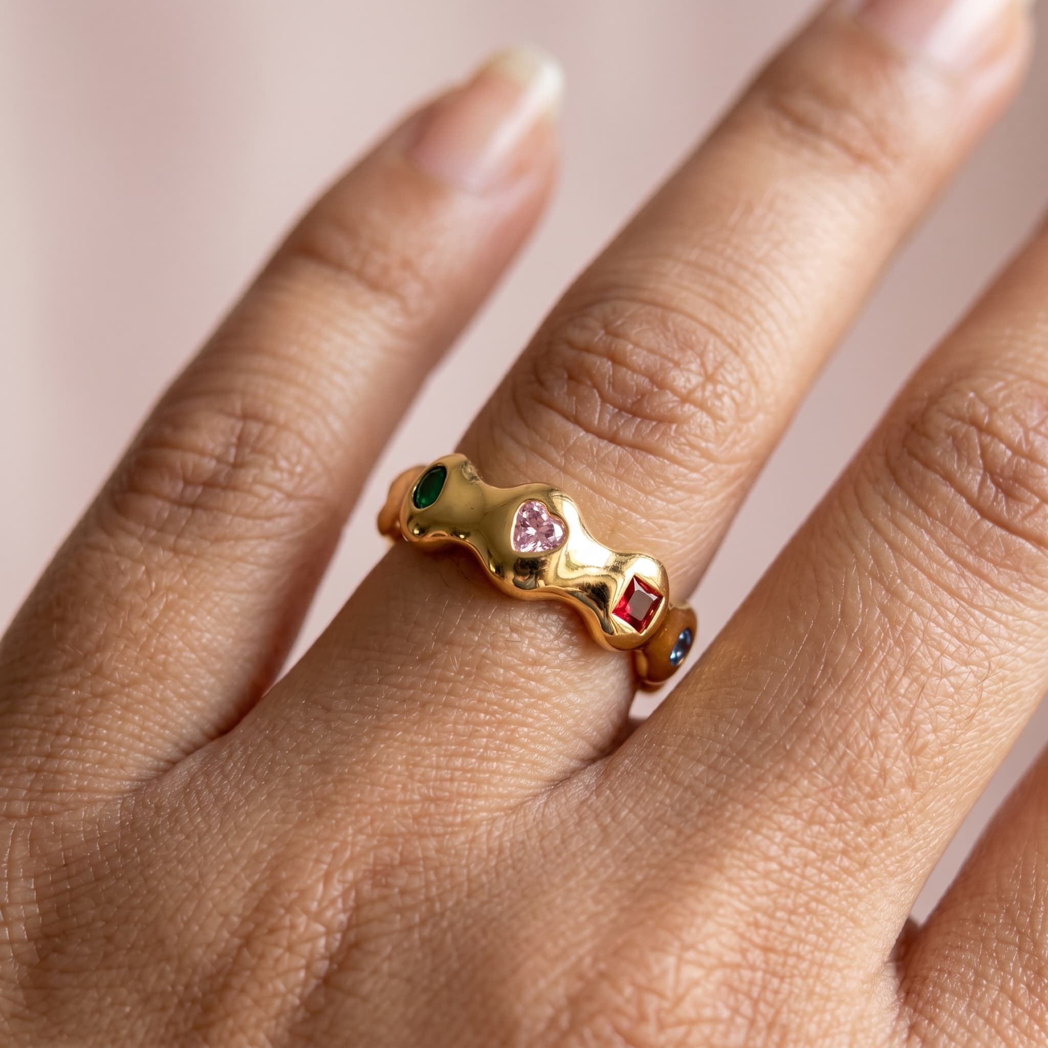 wavy multi stone band