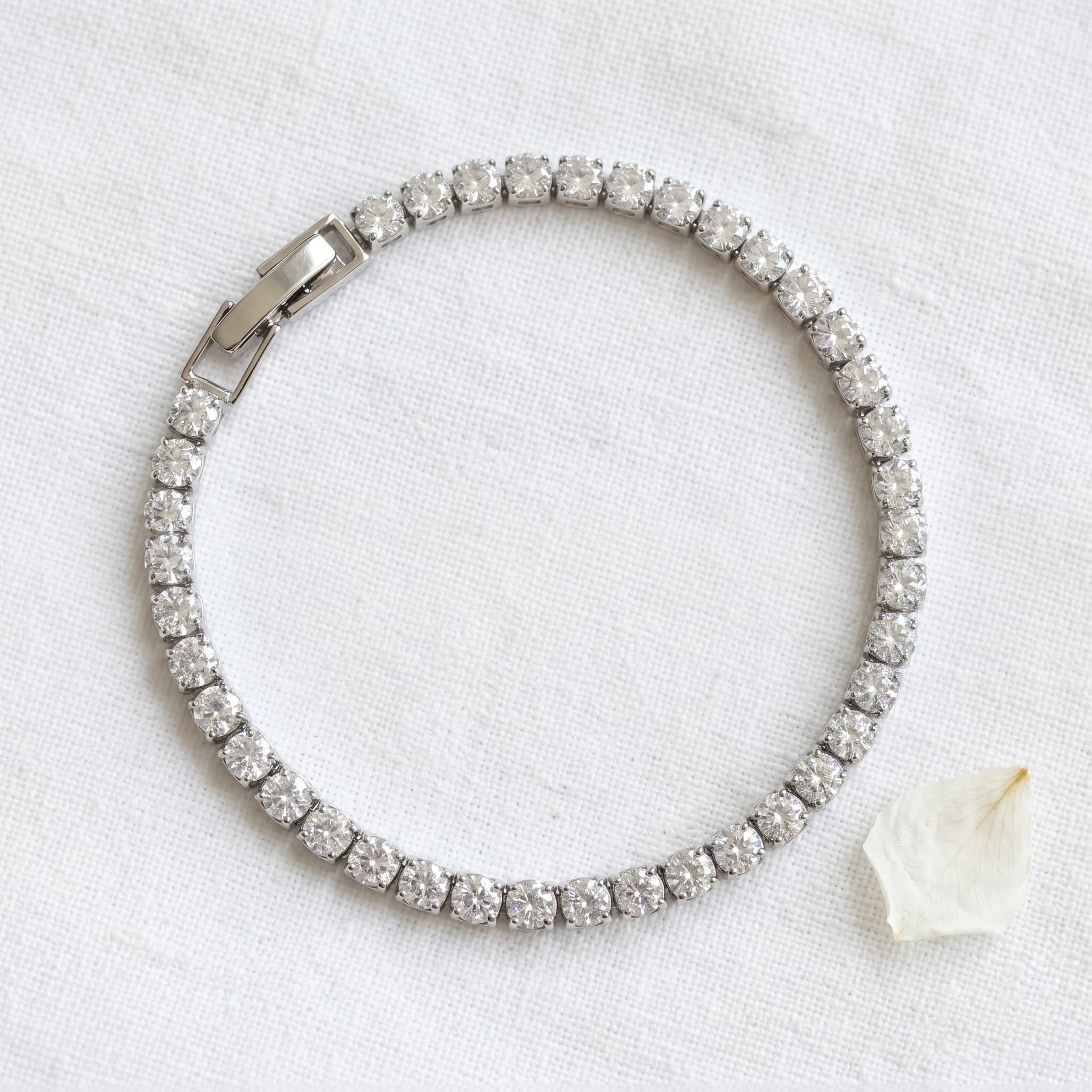 classic stone tennis bracelet